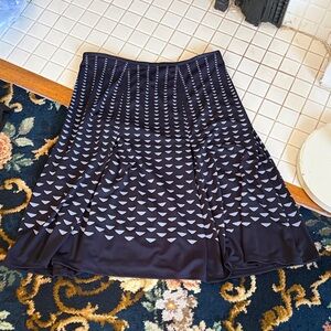 City by DKNY a line‎ patterned skirt. Worn once. 99 retail